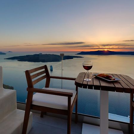 Iriana Suites Fira  Eksteriør billede