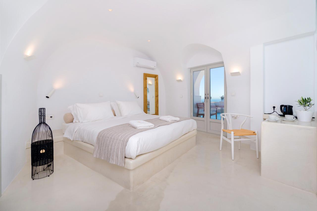 Iriana Suites Fira  Eksteriør billede