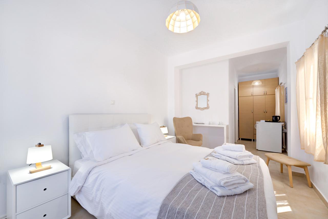 Iriana Suites Fira  Eksteriør billede